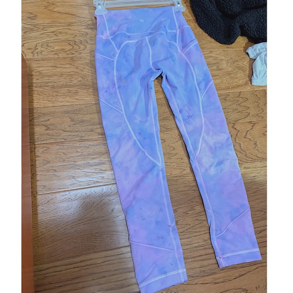 SOLD All the right places 23” - Picture 2 of 9